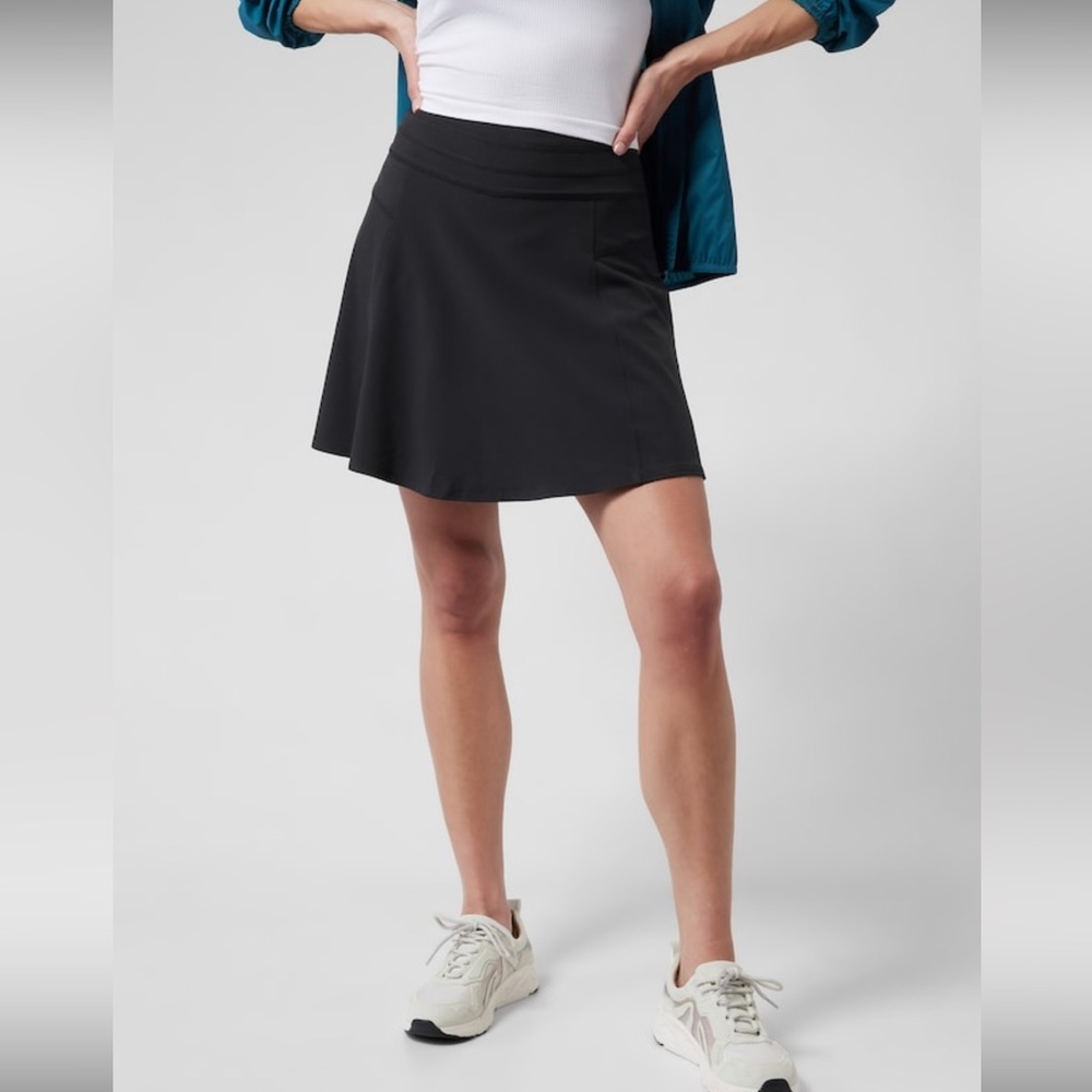 NWT Athleta All Day Skort, Size 6, Black